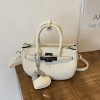 Bolsa de sillín portátil simple para mujer 2025 nueva bolsa de mensajero de hombro de tendencia de moda de estilo extranjero - details 6