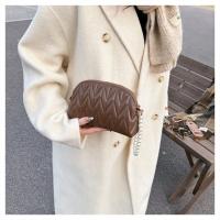 Hilo de bordado de indentación pequeña bolsa de cosméticos nueva bolsa de almacenamiento de cosméticos de lavado portátil para mujer - details 20