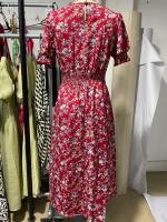 Vestido de mujer, novedad de verano 2025, vestido de longitud media acampanado a la moda con cintura alta y flores redondas para mujer - details 2
