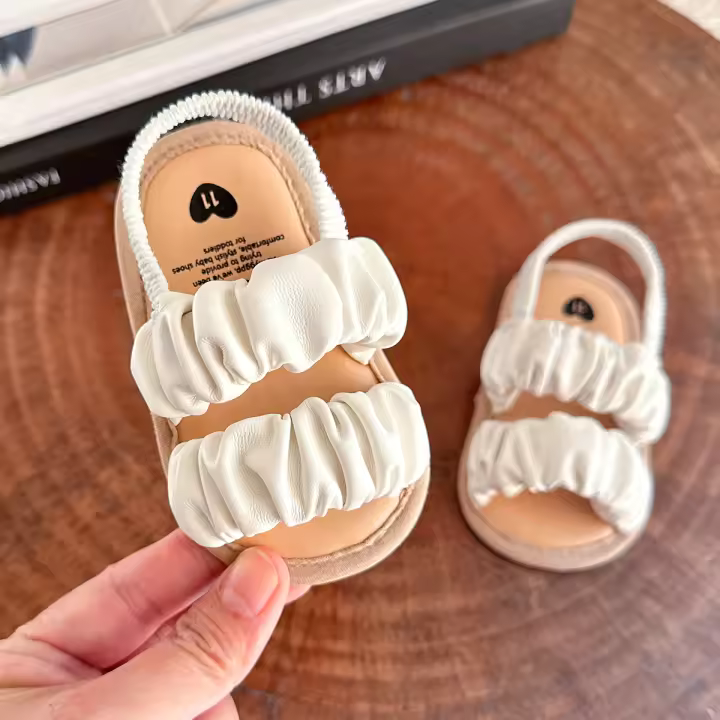 Zapatillas de verano para bebés, niños y niñas, suela suave, sandalias de playa para primeros pasos, zapatos planos para vestido de boda, recién nacidos y cunas. - 1
