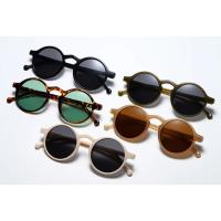 Gafas de Sol Redondas Pequeñas para Mujer Gafas de Sol Marrones de Diseñador Vintage con Montura Redonda y Remaches - details 8