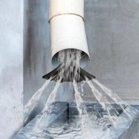 Extensiones de bajante para canalones, dispensador de bajante para canalones, mano de obra exquisita, gestión eficiente del agua, dispersor de canalones para lluvia - details 1