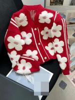 Flor flocada Nuevo cárdigan de punto rojo diseño de mujer nuevo suéter elegante de gama alta con cuello en V abrigo suéter - details 18