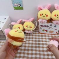 Lindo llavero de abeja de dibujos animados Kawaii llavero de dibujos animados bolsa de felpa adornos colgantes suave creativo muñeca con cordón regalos de cumpleaños - details 1