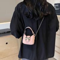 Bolso informal de piel sintética con hebilla y lazo para mujer, bolso de mano de Color sólido, bolso de cubo plateado, Mini bolso cruzado, bolso de hombro para mujer y niño - details 16