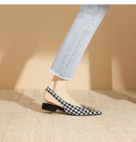 Zapatos a cuadros de tacón bajo con hebilla de metal poco profundos estilo francés nuevo para mujer - details 21