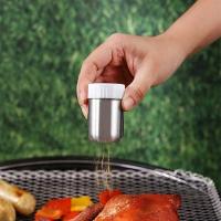 Mini botella portátil de sal de 5 orificios de acero inoxidable con tapa anti-toallita, botella de pimienta pequeña, tarro de condimento, utensilios de cocina - details 5