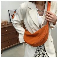 Bolso de Pecho de Mujer de Color Sólido Gran Capacidad Diseño de Luna Completa - details 14