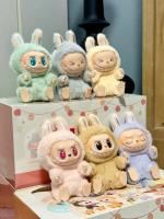Decoraciones de escritorio de Anime Labubu, serie sentada, adornos en miniatura, muñecas, juguetes, bonitos regalos de cumpleaños - details 0
