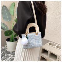 Bolso Cruzado de Moda para Mujer de Alta Gama Primavera-Verano 2025 Bolso de Lana Tendency para Organizadores de Maquillaje y Belleza - details 11