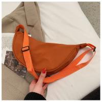 Bolso de Pecho de Mujer de Color Sólido Gran Capacidad Diseño de Luna Completa - details 12