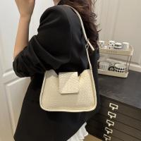 Bolso de hombro tejido de Color sólido a la moda, bolso de cuero Pu con hebilla, bolso pequeño de media luna, bolso de viaje para axila - details 8