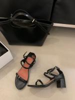 Nicho francés tacones altos sandalias simples de punta abierta zapatos de mujer nuevo tacón grueso con falda zapatos romanos - details 9