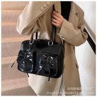 Bolso de mano para mujer con una sensación de alta gama, nuevo bolso de axila para ir al trabajo moderno y sencillo, mochila informal 2024 - details 18