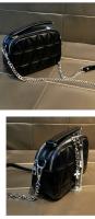 Marca Hong Kong2025Bolso de mano de lujo para mujer, bolso cuadrado pequeño de artículos genuinos de rombo, bolso de mano a juego de estilo occidental Premium - details 14