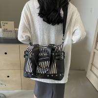Bolso Cruzado de Hombro para Mujer a la Moda Pequeño, Casual, con Remache - details 4