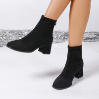 2025 otoño e invierno nueva cabeza cuadrada cremallera trasera temperamento botas de moda de tacón alto botas cortas de tacón grueso de gran tamaño mujeres - details 7