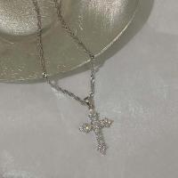 Collar con colgante de Cruz de Circonio Brillante Joyería Punk de Cadena Delgada para Mujeres y Niñas Regalo de Cumpleaños Ideal - details 6