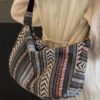 Bolso de Hombro Estilo Tribal Cruzado Plegable con Cierre de Cremallera Diseño a Rayas - details 2