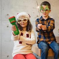 1 Pcs Children's Christmas Flashlight Projector, 24 Different Santa Claus Christmas Image Projection Toys, Christmas Home(Green) - details 4