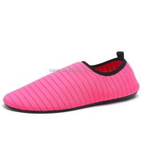 Nuevos zapatos inflables flexibles para caminar sobre el agua, talla 49, zapatos de natación para playa para hombres y mujeres - details 2