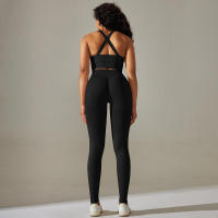 Conjunto de yoga con correas cruzadas en la espalda para mujer, leggings de cintura alta, tres entrenamientos para correr, ropa deportiva sin costuras - details 1