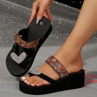 Sandalias de tacón plano con diamantes de imitación plateados para mujer, chanclas de banda estrecha con diamantes brillantes, zapatillas informales de playa, verano, 2024 - details 4