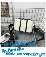 Bolso de remache personalizado para hombres de moda, popular bolso cuadrado pequeño blanco fresco, bolso de mensajero de hombro para mujeres de moda. - details 40