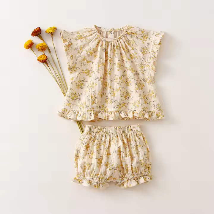 Conjunto de Ropa de Algodón para Bebé de 0-3 Años Top Floral y Pantalones Cortos Conjunto de Niña - 1