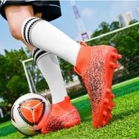 Botas de fútbol profesionales para hombres, zapatos de fútbol para niños, tacos altos para el tobillo, zapatos de entrenamiento de césped. - details 3