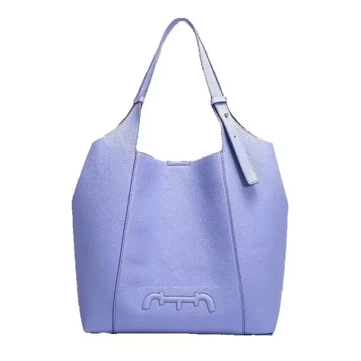 CH Cartera de viajero de gran capacidad Bolso de mujer 2024 Nueva moda Material de PU simple Estilo clásico Bolso de mano para mujer Mochila de lujo de alta gama - 1