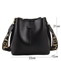 Bolso de hombro pequeño de cuero de Pu, bolso de hombro del cubo, casual, de alta calidad, de moda y popular, bolso pequeño, bolso de hombro personalizado, textura Crossbody Bucket Bag - details 1
