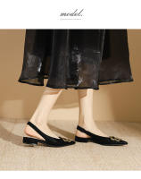 Zapatos a cuadros de tacón bajo con hebilla de metal poco profundos estilo francés nuevo para mujer - details 8