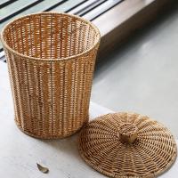 Cubo de basura de mimbre con tapa, cesta tejida redonda para residuos, cesta de almacenamiento - details 3