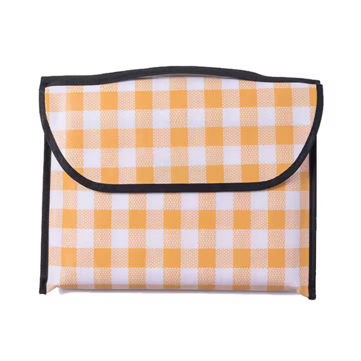 Alfombra de Picnic portátil plegable, manta impermeable de tela Oxford para Picnic, exterior, interior, senderismo, playa, 180x150cm - 1