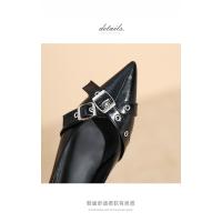 Zapatos informales bajos con hebilla de cinturón de nuevo estilo - details 4