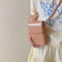 Bolso cruzado magnético de moda para mujeres Diseño vertical elegante Mini bolso de hombro de cuero PU Diseño minimalista para el teléfono - details 25