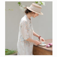 Cheongsam mejorado reductor de edad de estilo chino de verano con estampado artístico, cuello inclinado de pie, efecto adelgazante, ramio medio - details 3