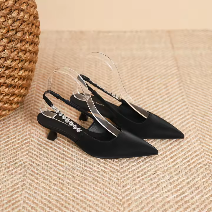 Xiaoxiangfeng correa de cadena puntiaguda tacón medio zapatos individuales - 1