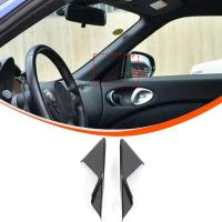 Utilizado para Nissan 370Z 2009-2020 pegatinas decorativas de pilar triangular interior delantero, decoración del pilar A del coche, patrón de fibra de carbono - details 1