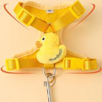 Arnés de nailon para perro con dibujos de pato, hebilla ajustable, cuerda transpirable para perro con pato amarillo, cuerda de tracción desmontable a prueba de Escape - details 3