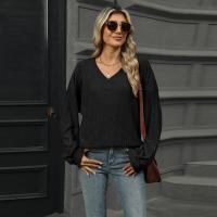 Top para mujer, camiseta holgada lisa con cuello en V, ropa popular coreana elegante de liquidación, años 90 - details 1