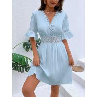 Vestido de verano para mujer, nuevo estilo, con costuras, escote en V y cintura de color liso. - details 2