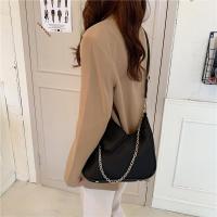 Bolso de diseñador de lujo para mujer, bandolera Vintage de nailon con cadena, a la moda - details 3