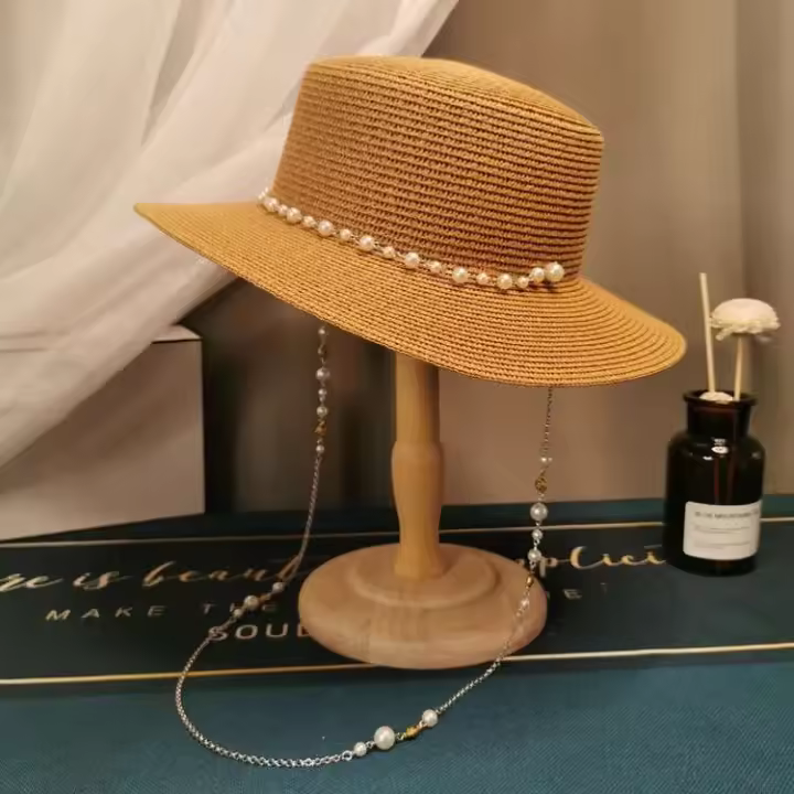 Sombreros de sol planos con cadena de perlas de verano para mujer, sombrero femenino de paja ancho Anti-UV, gorro de playa para niña - 1
