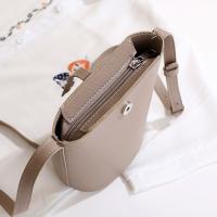 Bandolera de cuero de PU exquisita a la moda, bolso cruzado informal con cremallera para mujer, bolso de mano Simple de gran capacidad, uso diario - details 8