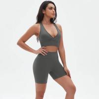 Conjunto deportivo Top deportivo transpirable, secado rápido, cuello en V, tejido de nailon - details 10