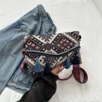 Bolso de hombro con borla para mujer, bandolera de estilo étnico de nicho popular, nueva tendencia, a la moda, con personalidad, 2024 - details 7