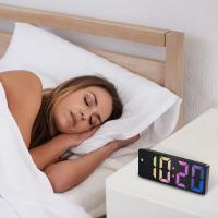 Reloj despertador digital, reloj electrónico de escritorio con pantalla de temperatura, brillo ajustable, control de voz, 12/24H - details 3