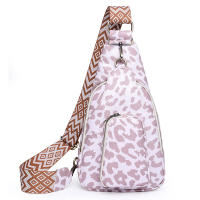 Nuevo bolso de mensajero retro de PU para mujer, bolso de pecho popular para mujer - details 7